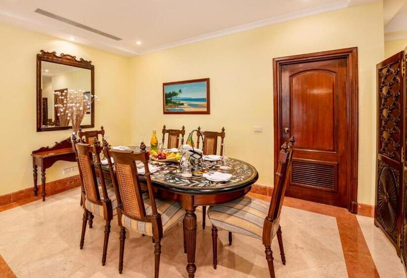 Люкс Повышенной Комфортности, The Lalit Golf & Spa Resort Goa