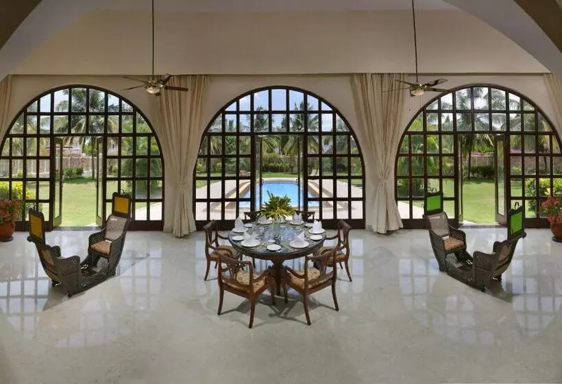 スリーベッドルーム　ヴィラ, The Lalit Golf & Spa Resort Goa