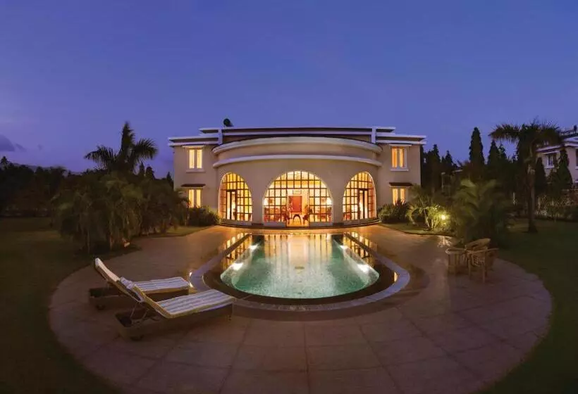 スリーベッドルーム　ヴィラ, The Lalit Golf & Spa Resort Goa
