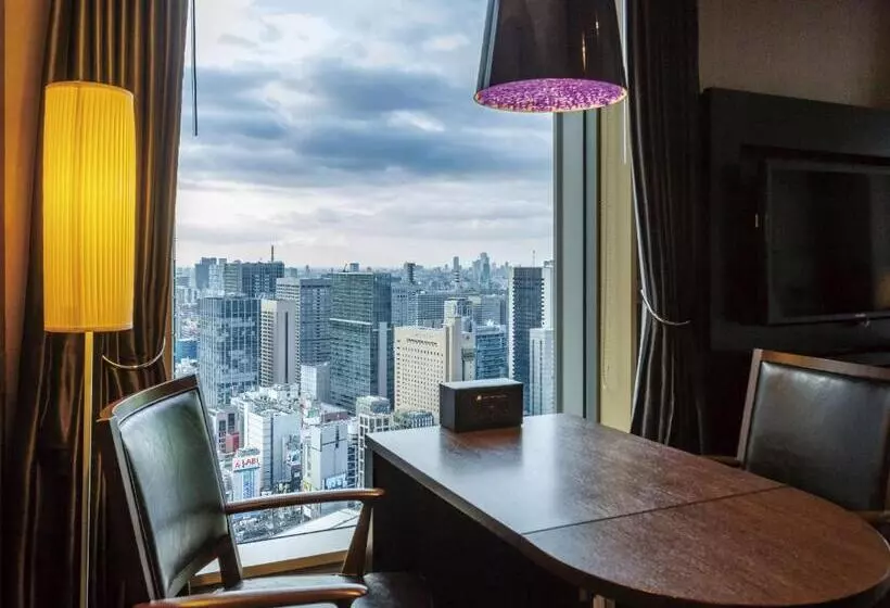 キングサイズベッドのデラックスルーム, The Royal Park Hotel Iconic Tokyo Shiodome