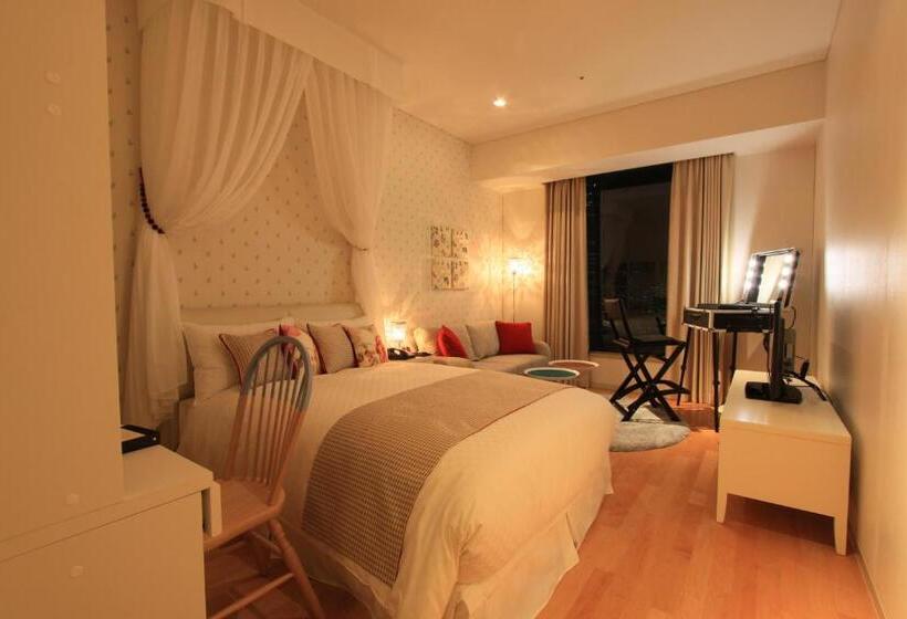 스탠다드 룸, The Royal Park Hotel Iconic Tokyo Shiodome