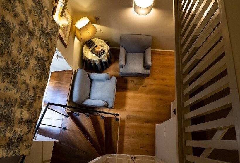 اتاق دوبلکس, The Xara Palace Relais & Chateaux