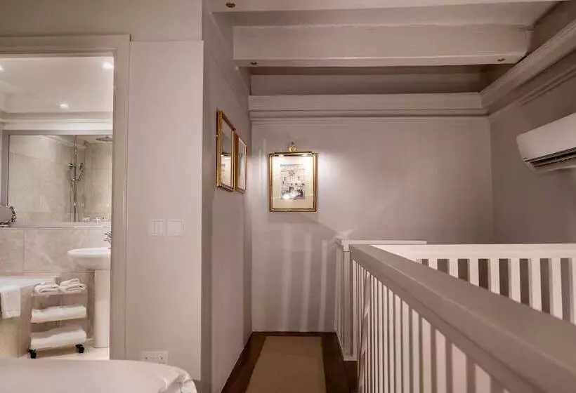 メゾネットスイート, The Xara Palace Relais & Chateaux