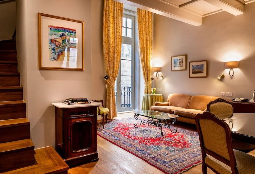 سوییت دوبلکس, The Xara Palace Relais & Chateaux