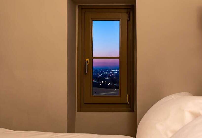 سوییت اجرایی, The Xara Palace Relais & Chateaux