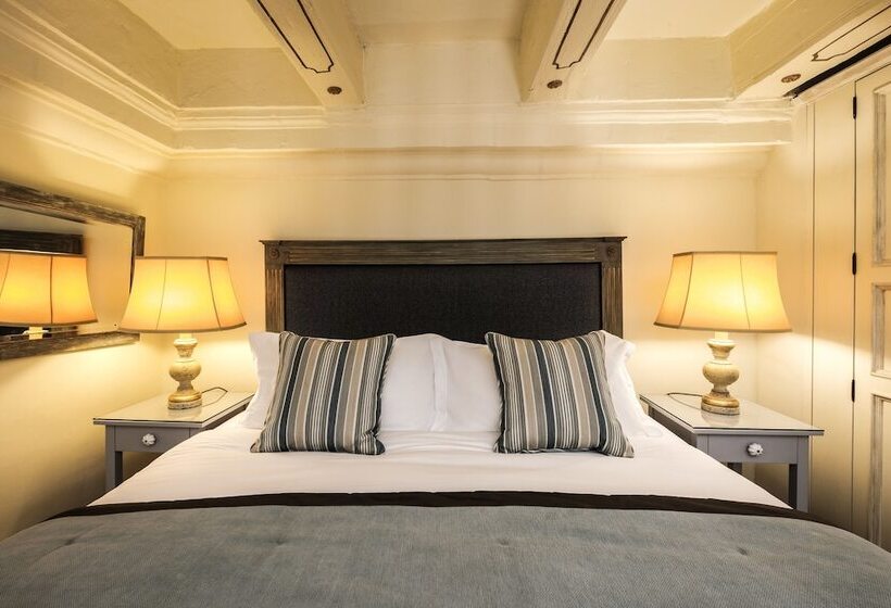 سوییت دوبلکس, The Xara Palace Relais & Chateaux