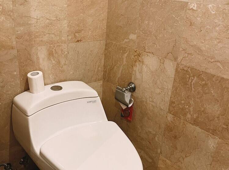 带泳池观景的豪华房, Villa Sonia Ubud