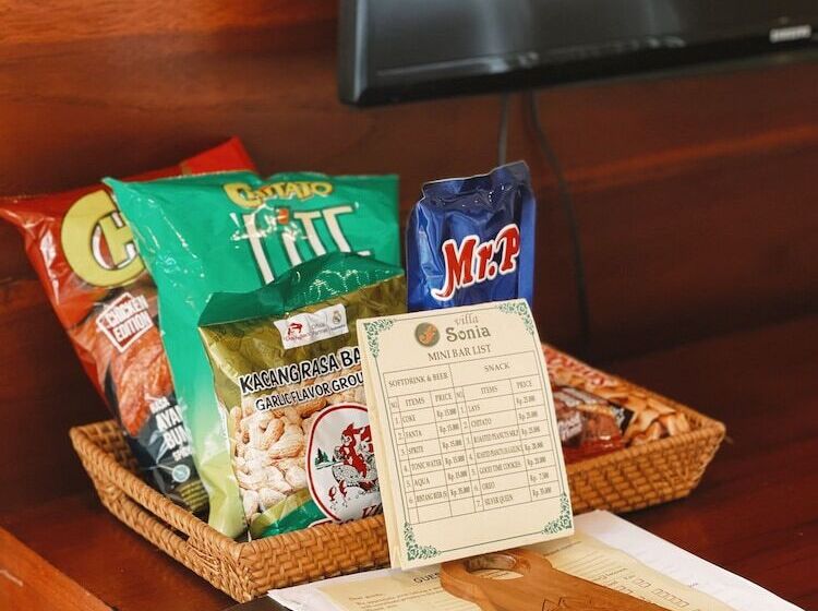 带泳池观景的豪华房, Villa Sonia Ubud