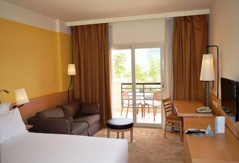 اتاق سوپریور با بالکن, Novotel Cairo 6th Of October