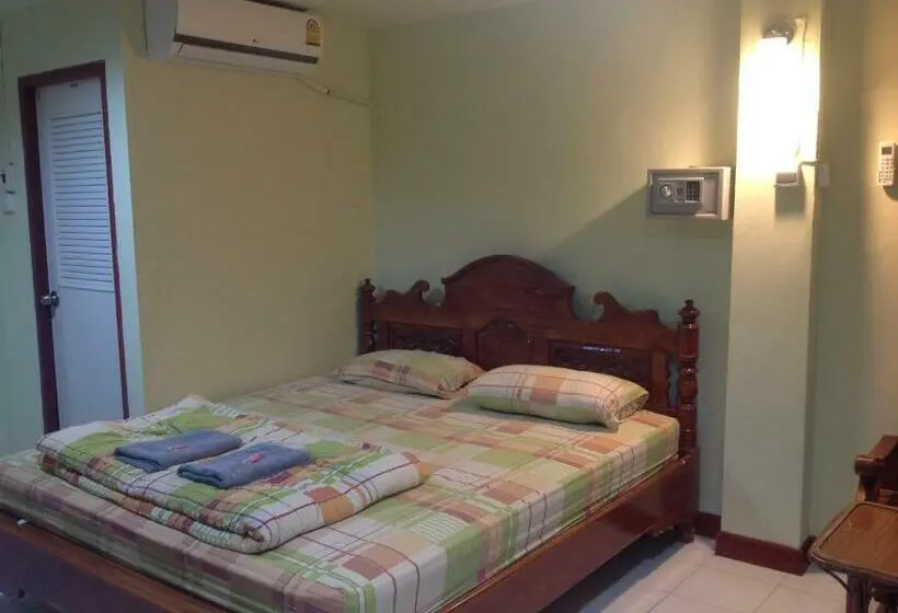 اتاق لوکس با بالکن و چشمانداز دریا, Bambus Motel