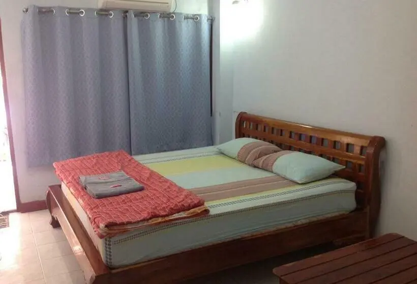 اتاق لوکس با بالکن و چشمانداز دریا, Bambus Motel