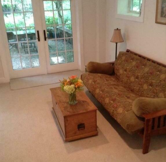 חדר סופריור, Haddock Hill House