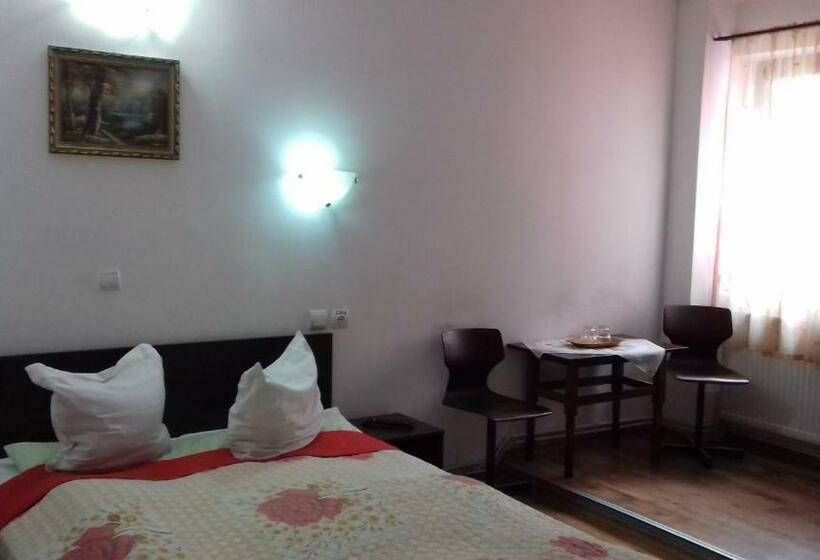 غرفة قياسية, Pensiune Turist