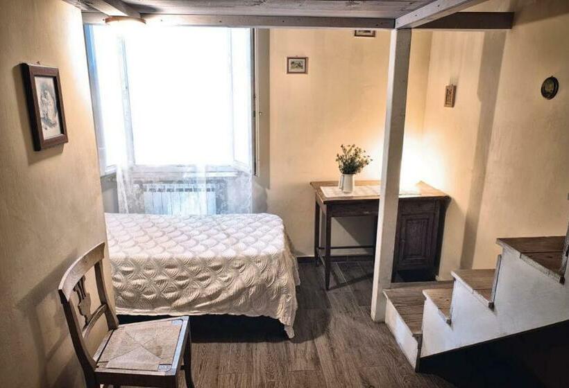 スタンダードトリプルルーム, Agrihouse