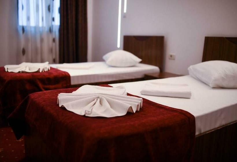 Номер Стандарт, Luxor