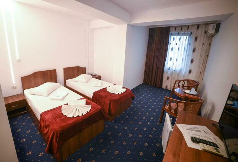 Номер Стандарт, Luxor