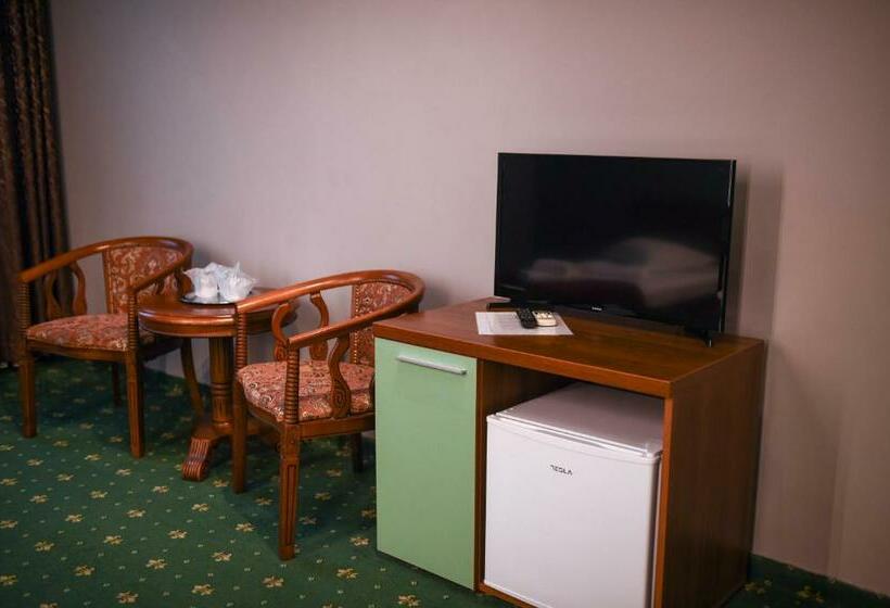 Трехместный Номер Классика, Luxor