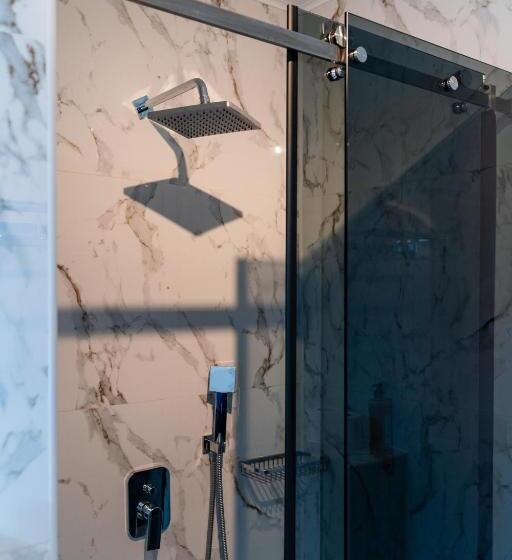 Номер Стандарт, Luxor