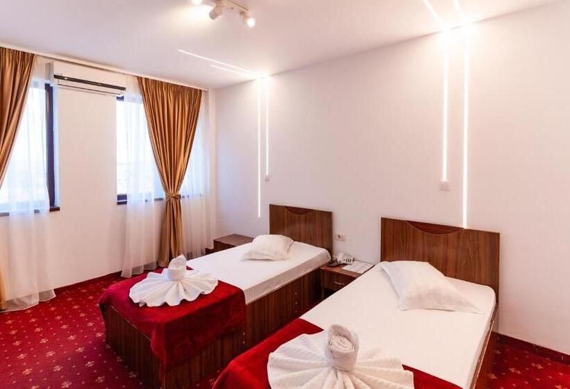 Номер Стандарт, Luxor