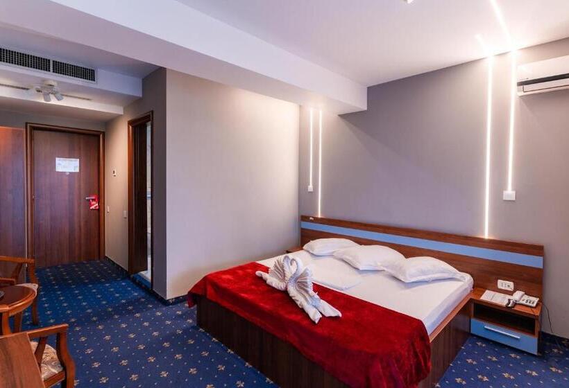 Стандартный Номер Кровать Кинг, Luxor