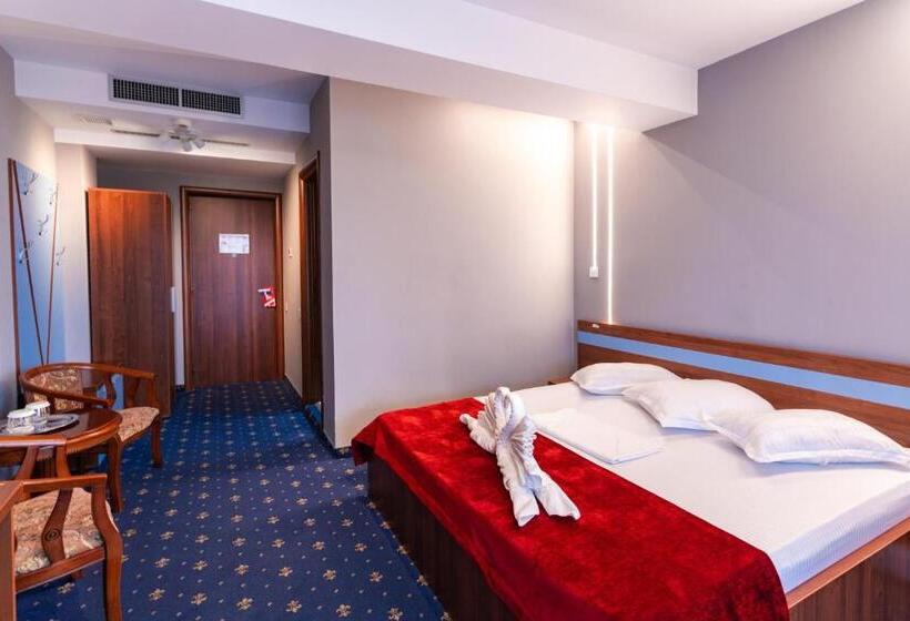 Стандартный Номер Кровать Кинг, Luxor