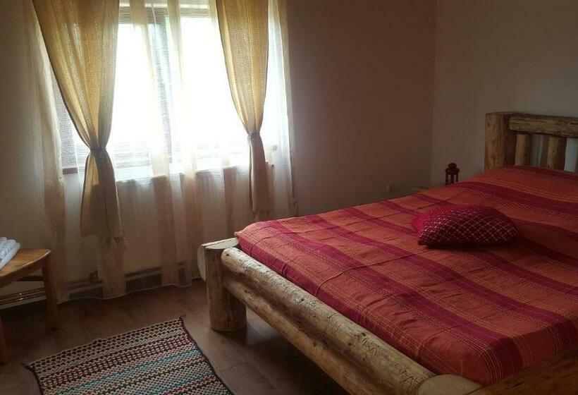 منزل غرفة نوم واحدة, Casa Din Piatra