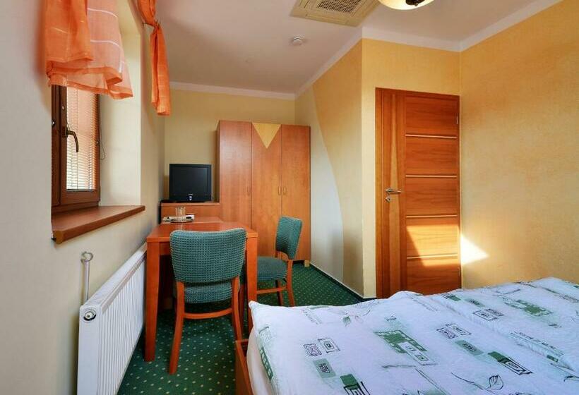 חדר סטנדרט, Restaurace A Penzion Kamenec