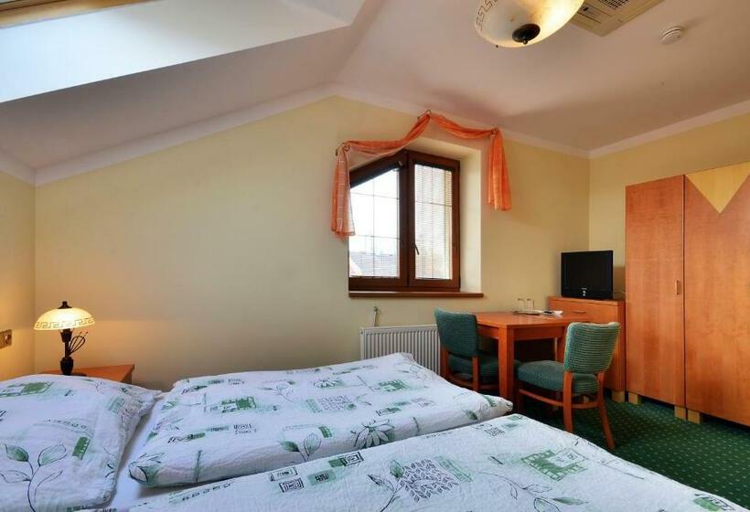 חדר סטנדרט, Restaurace A Penzion Kamenec