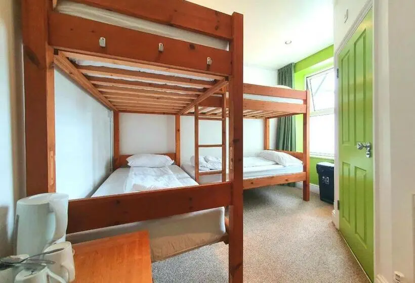 Chambre Quadruple Standard, Reef Lodge