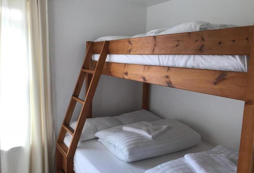 1 Bedroom Penthouse Apartment, Reef Lodge