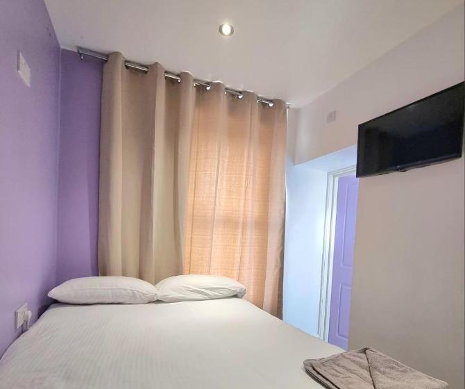 اتاق استاندارد, Reef Lodge