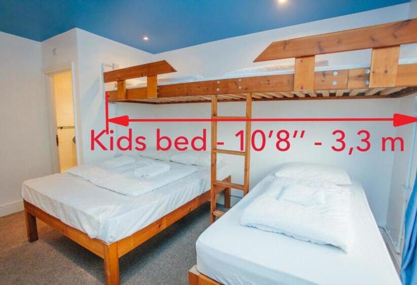 اتاق خانوادگی, Reef Lodge