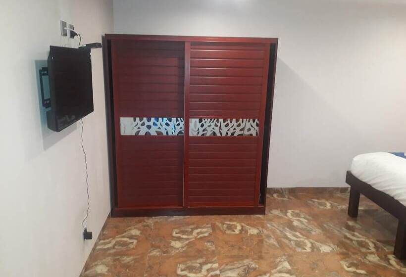 Студия Стандарт Двуспальная Кровать, The President