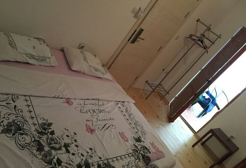 اتاق عادی, Neni Apartments