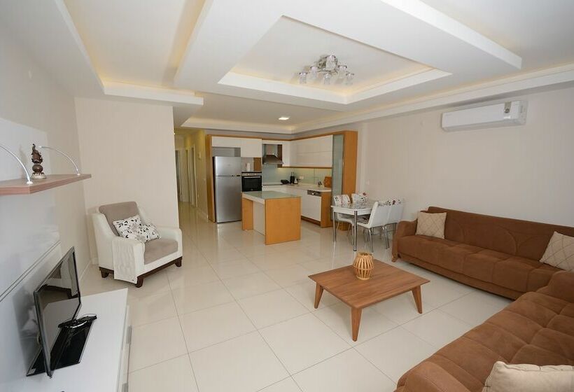 컴포트 스위트, Saatli Apart Otel