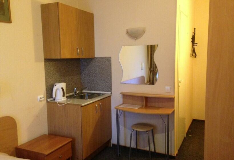 استودیوی استاندارد, Rinaldi Na Grecheskom