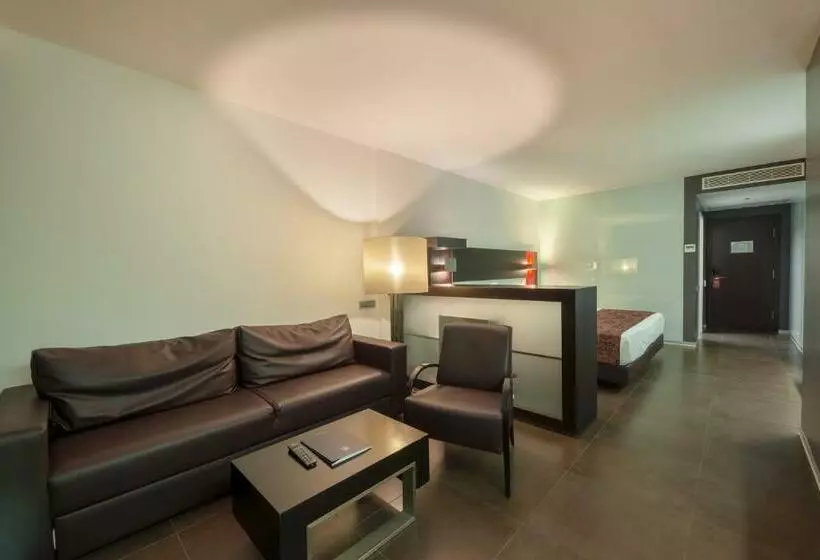 سوییت پرستیژ, Rr Hotel Da Rocha