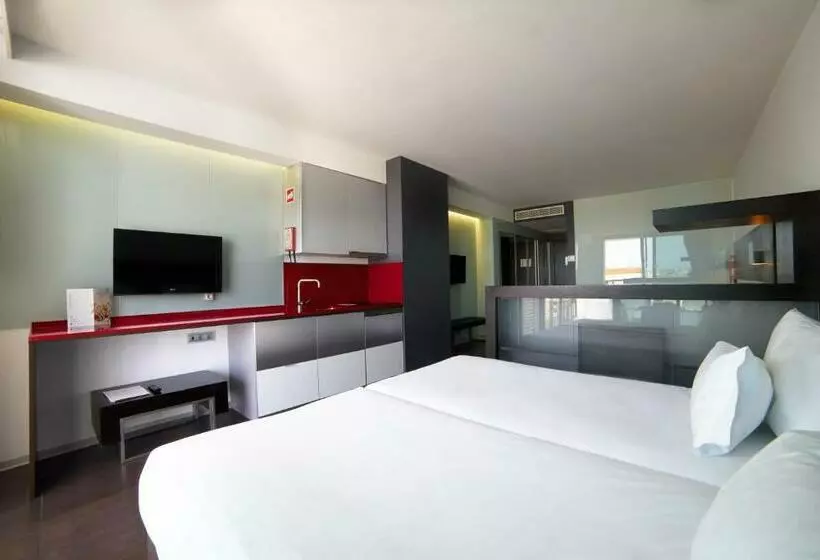 سوییت خانوادگی, Rr Hotel Da Rocha