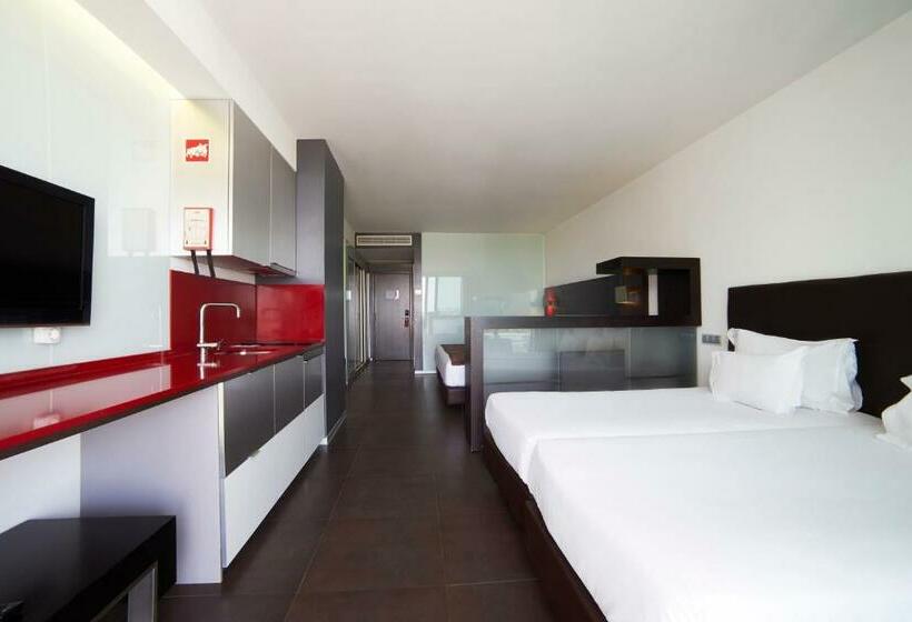 سوییت خانوادگی, Rr Hotel Da Rocha