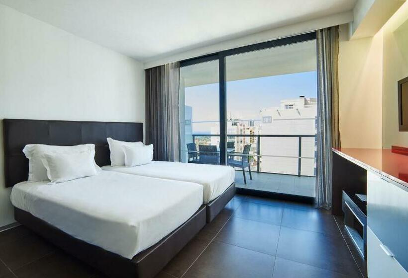 패밀리 스위트, Rr Hotel Da Rocha