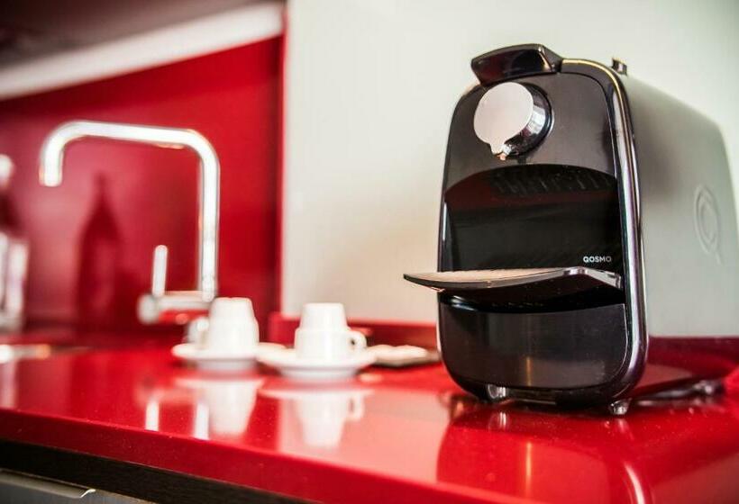 سوییت سوپریور, Rr Hotel Da Rocha