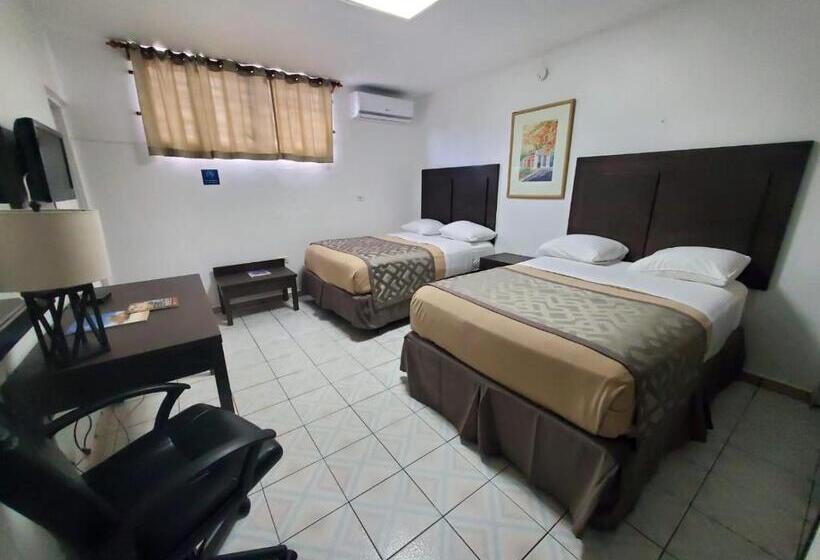 스탠다드 룸 더블 침대 2개, Borinquen Beach Inn