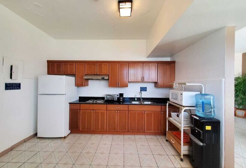 스탠다드 룸 더블 침대 2개, Borinquen Beach Inn