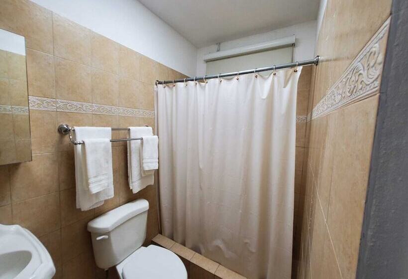 اتاق استاندارد با 2 تخت دوبل, Borinquen Beach Inn