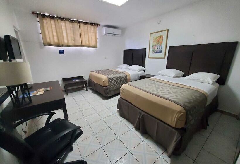 스탠다드 룸 더블 침대 2개, Borinquen Beach Inn