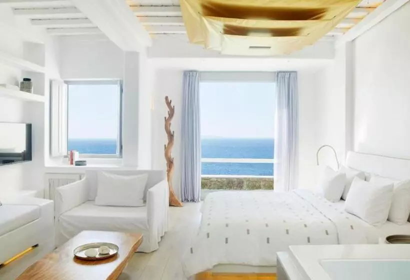 سوئیت با وان آب گرم, Cavo Tagoo Mykonos
