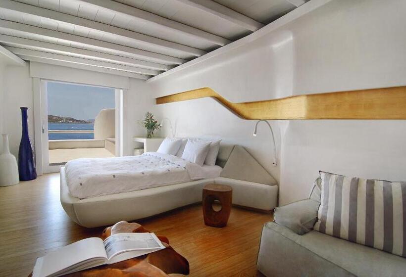 جناح مزود بجاكوزى, Cavo Tagoo Mykonos