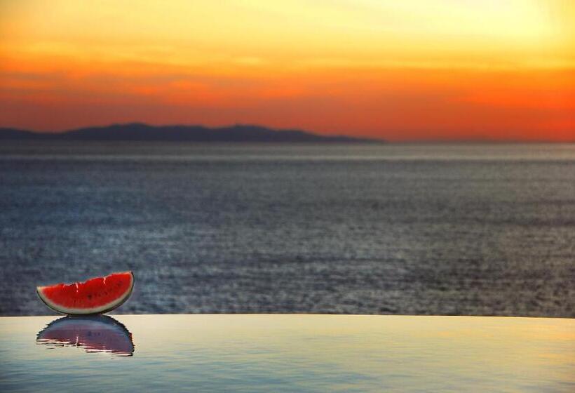 סוויטת ג'וניור עם בריכה, Cavo Tagoo Mykonos