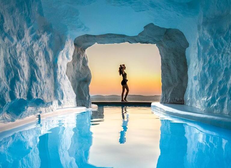 جناح مزود بحمام سباحة, Cavo Tagoo Mykonos