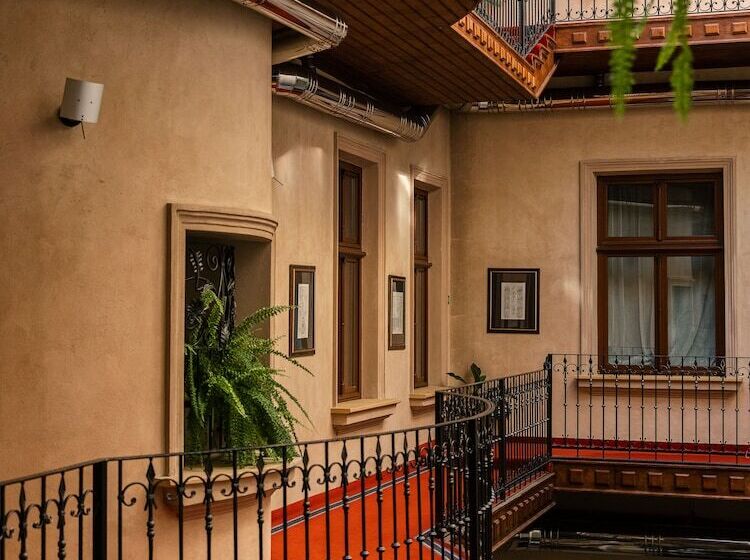 ジュニアスイート, Copernicus